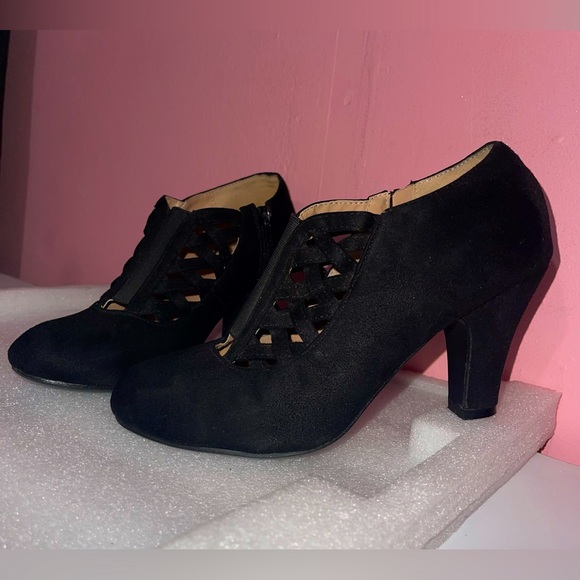 Black Suede Zip up heels with Lattice Print - Picture 1 of 3